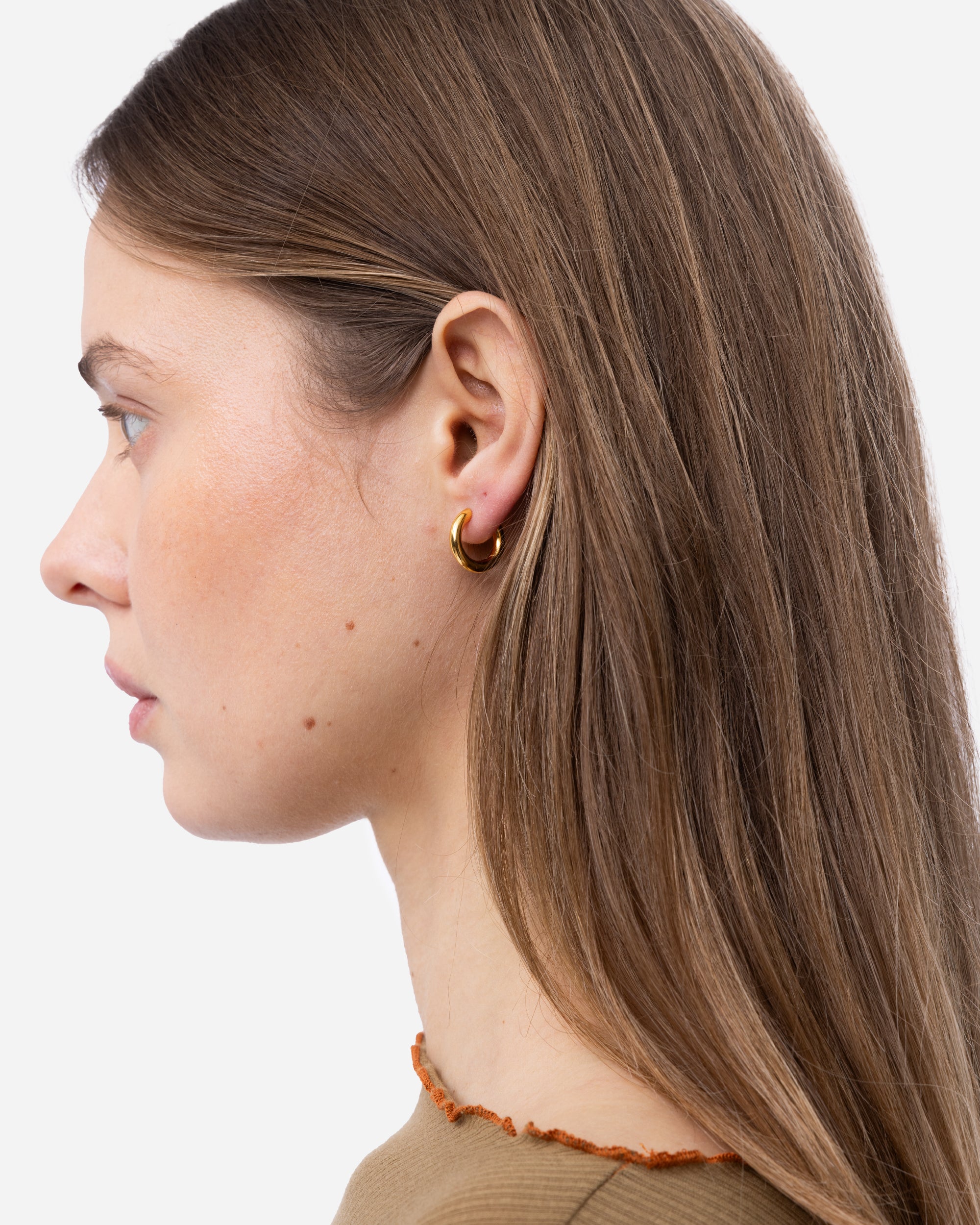 Maria Black Slate 10 Huggie Goldplated Silver 100886YG-10