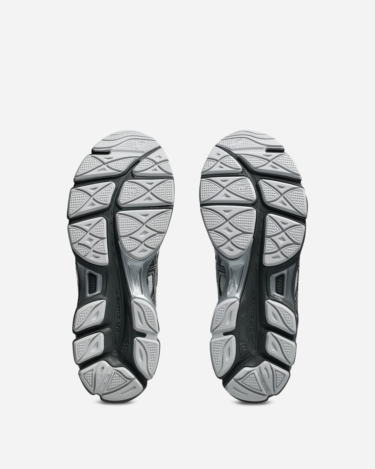 ASICS SportStyle GEL-Cumulus 16 GLACIER GREY/CARBON 1203B072-020