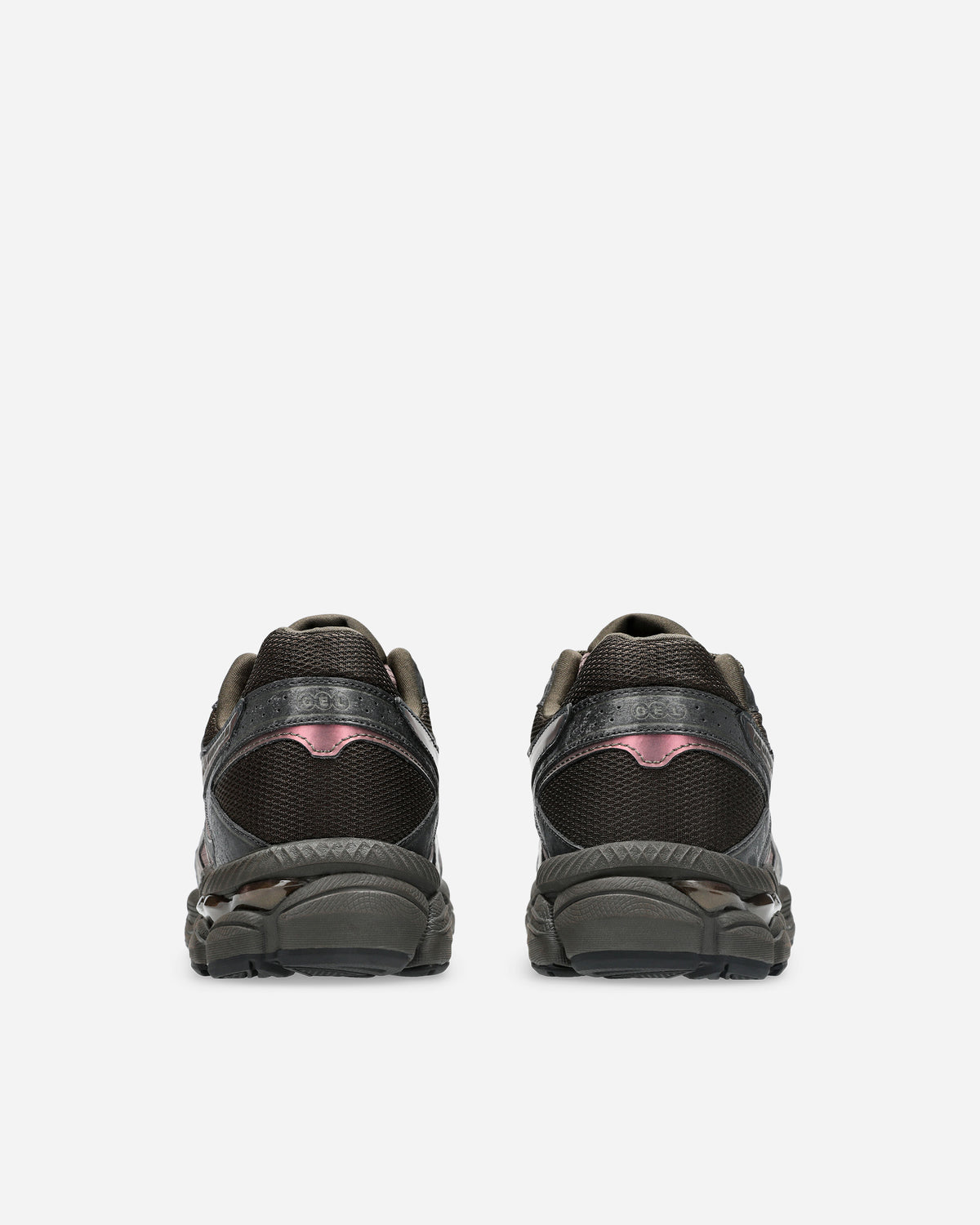 ASICS SportStyle GEL-Cumulus 16 COCOA POWDER/BLACK 1203B072-200