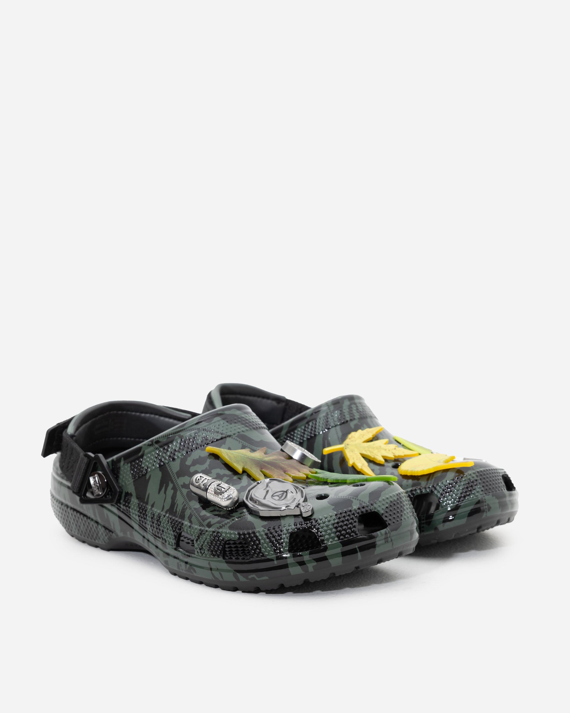 Crocs Crocs x Aries Arise Classic Clog Dark Algae 211060-001