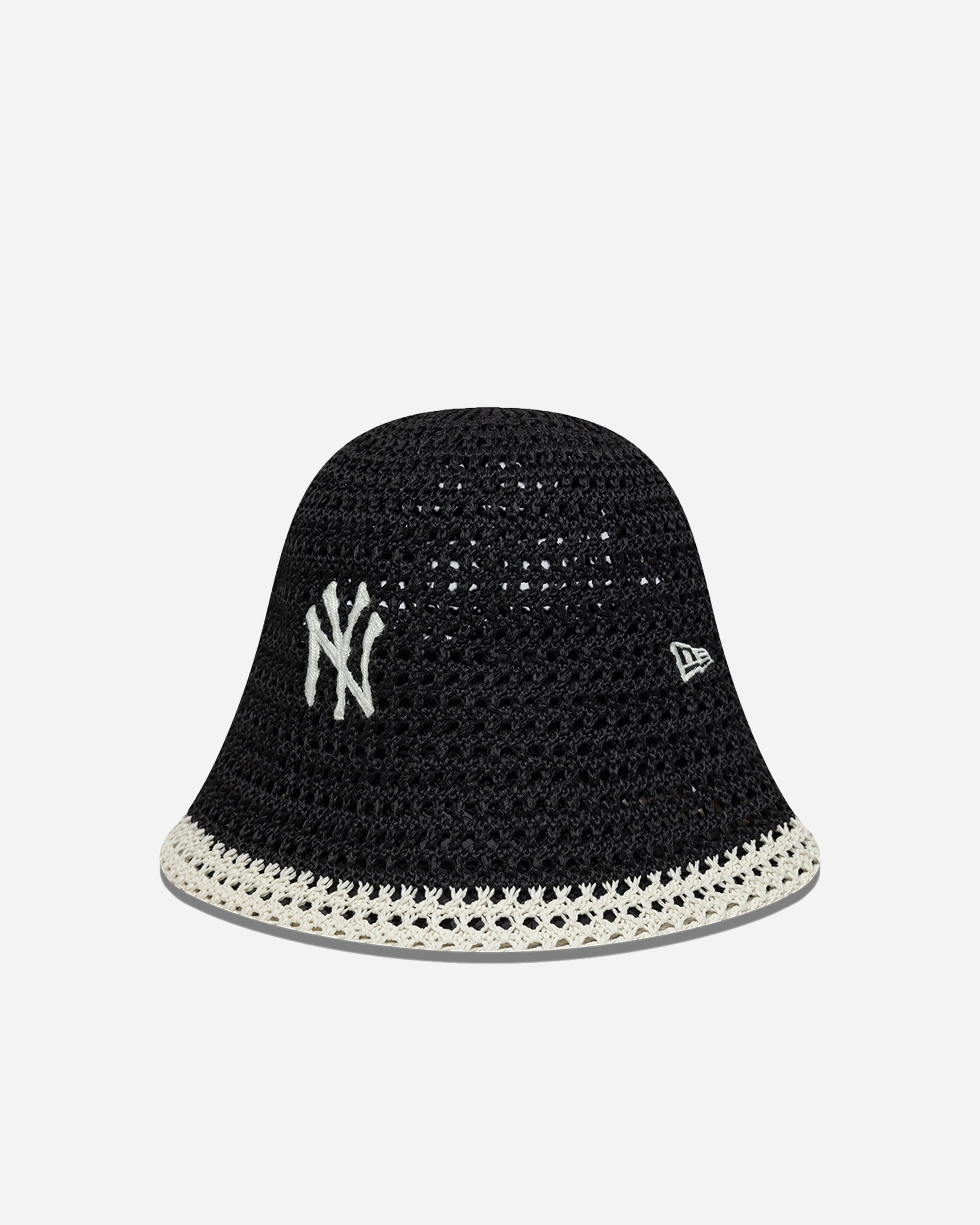 New Era Female Knitted Bucket BLKWHI 60856287