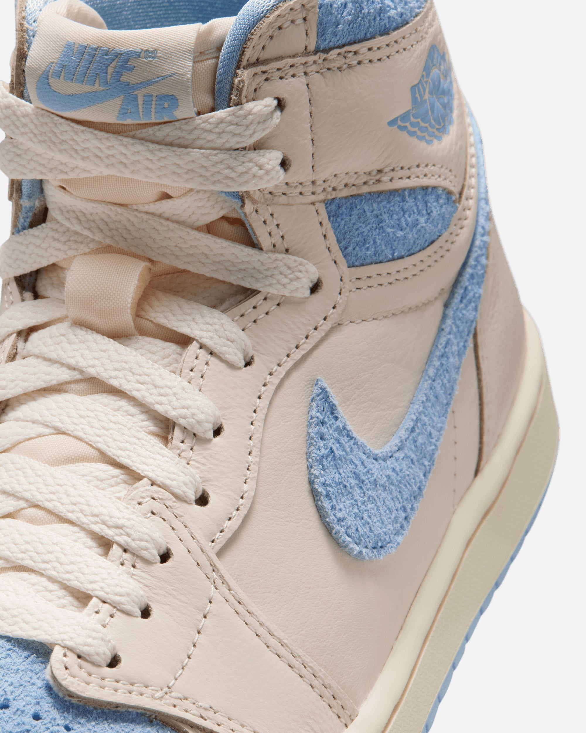 Jordan Brand Air Jordan 1 Retro High OG "Hair Jordan" PALE IVORY/PSYCHIC BLUE FD2596-102