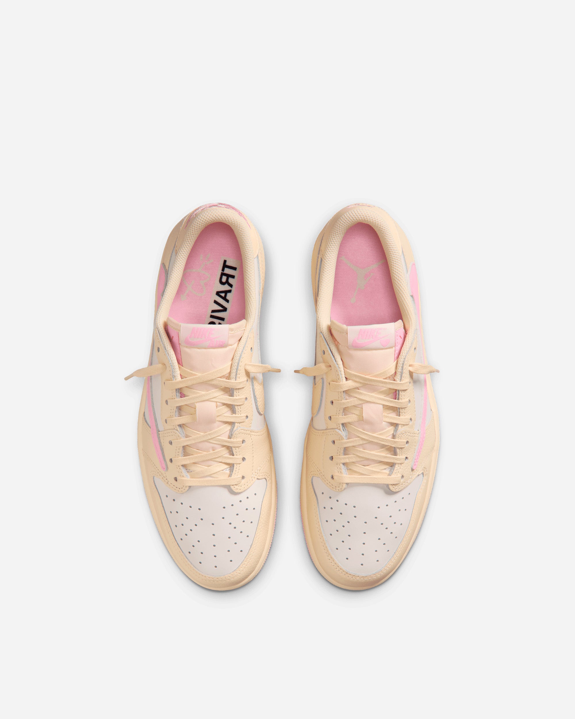 Jordan Brand Jordan Brand x Travis Scott Air Jordan 1 Low OG "Shy Pink" MUSLIN/SHY PINK-SAIL-UNIVERSITY RED IQ7604-100