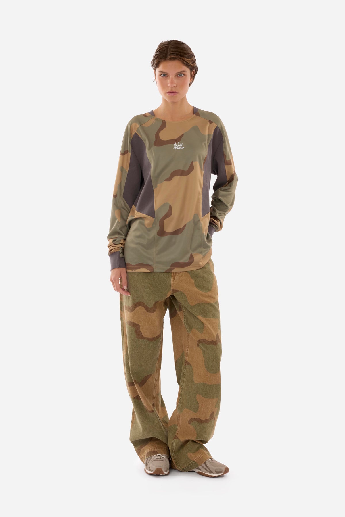 ALIS Nikola Long Sleeve Embroidered Logo CAMOUFLAGE : GREY 161-58