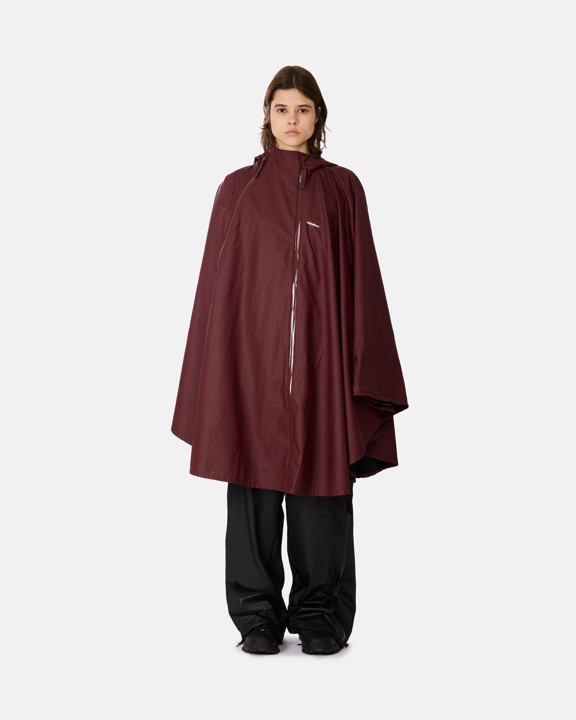Rains Rains x Umbro Apollo Cape Maroon Red 20800-141