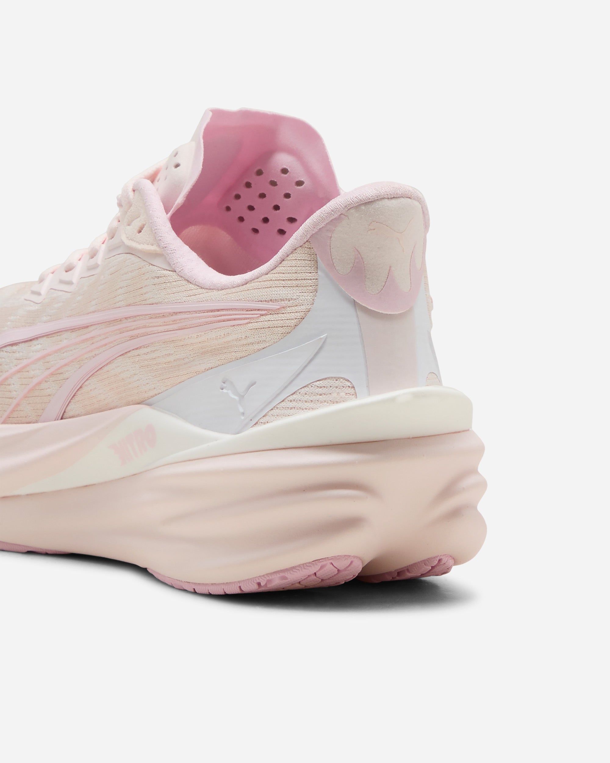Puma Deviate Nitro 4 Jasmine Flower-Pearl Pink 31212415