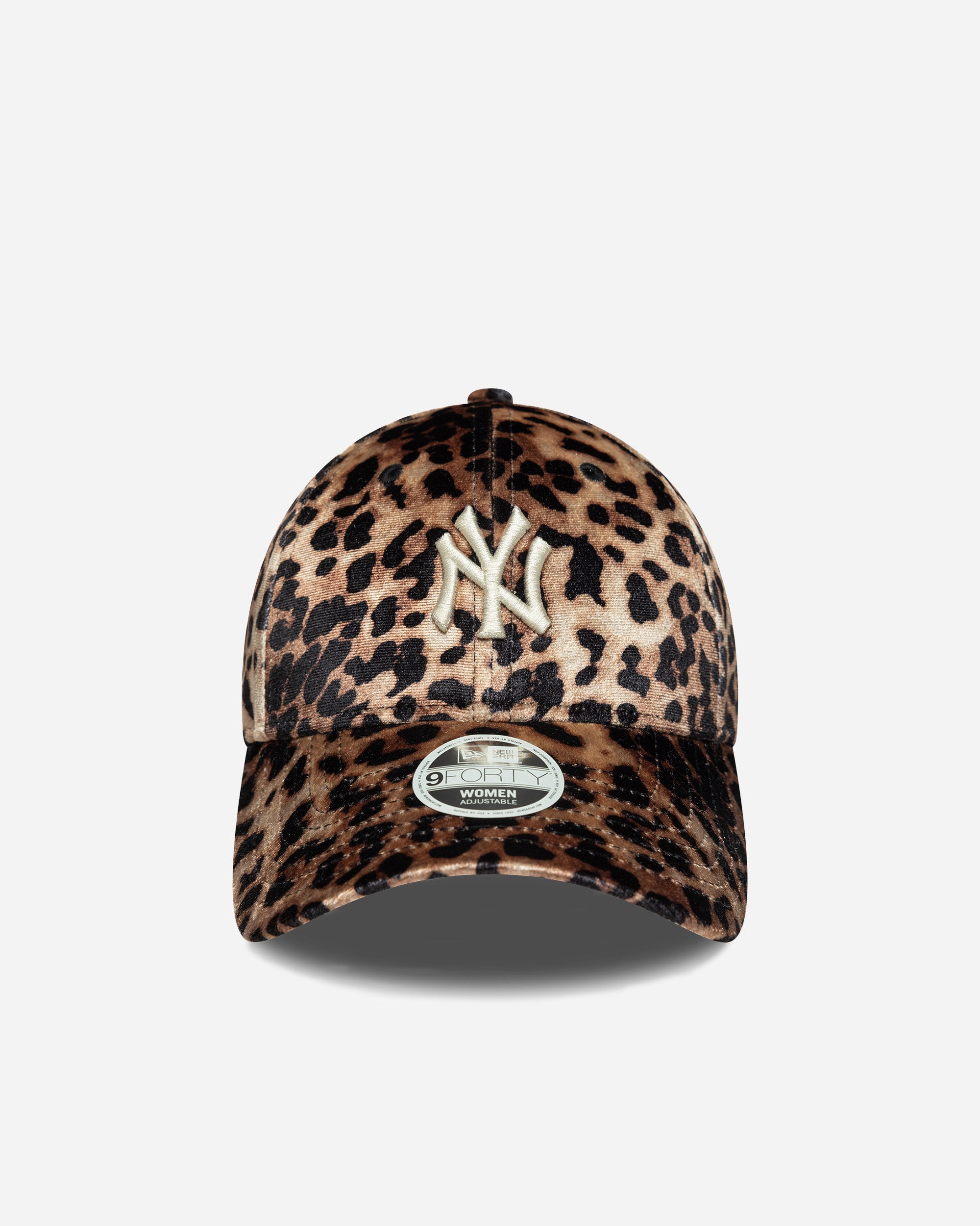 New Era Female Leo Velour 9FORTY® BRSLTC 60759057