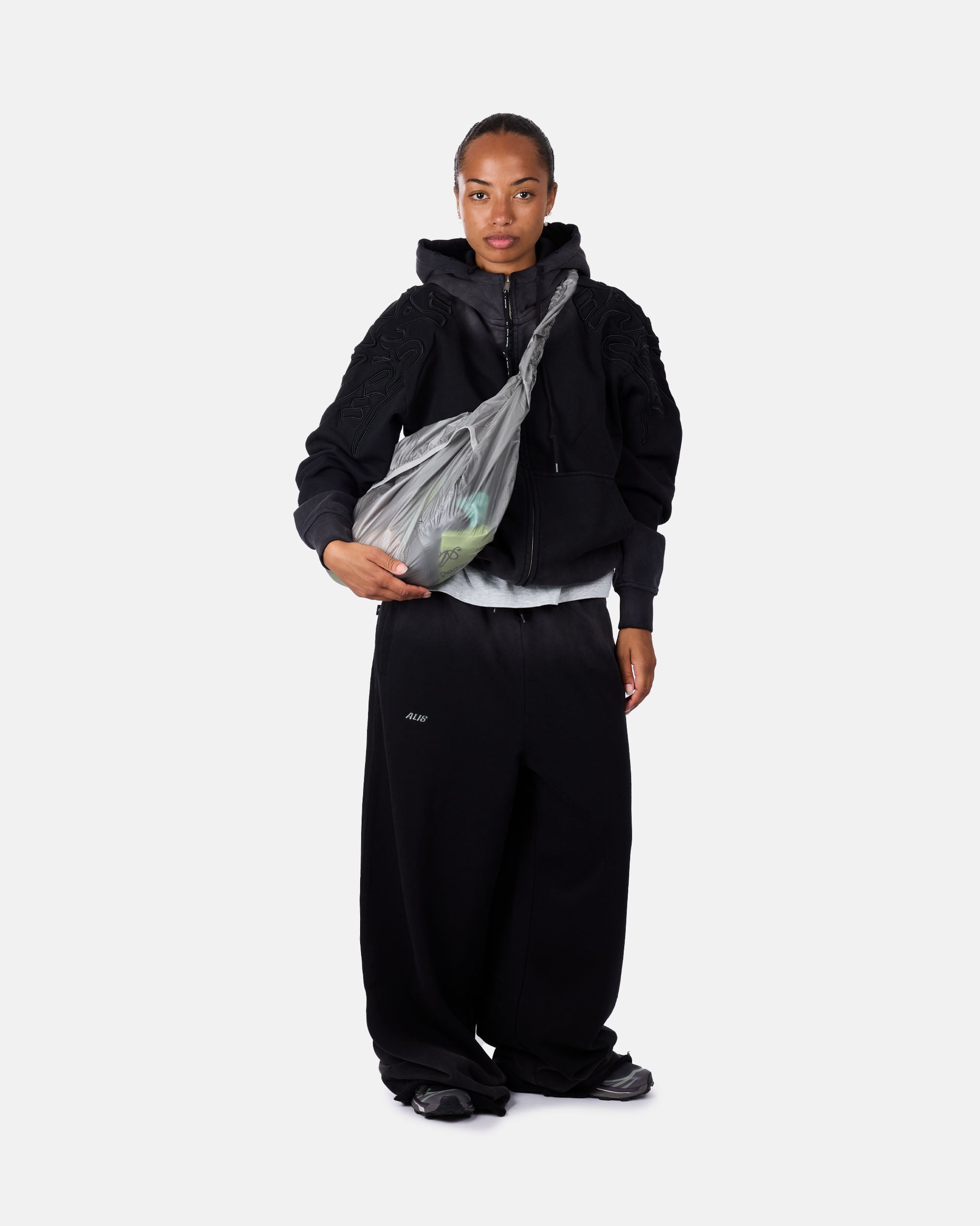 ALIS Gyll Hoodie Washed Black 64-05