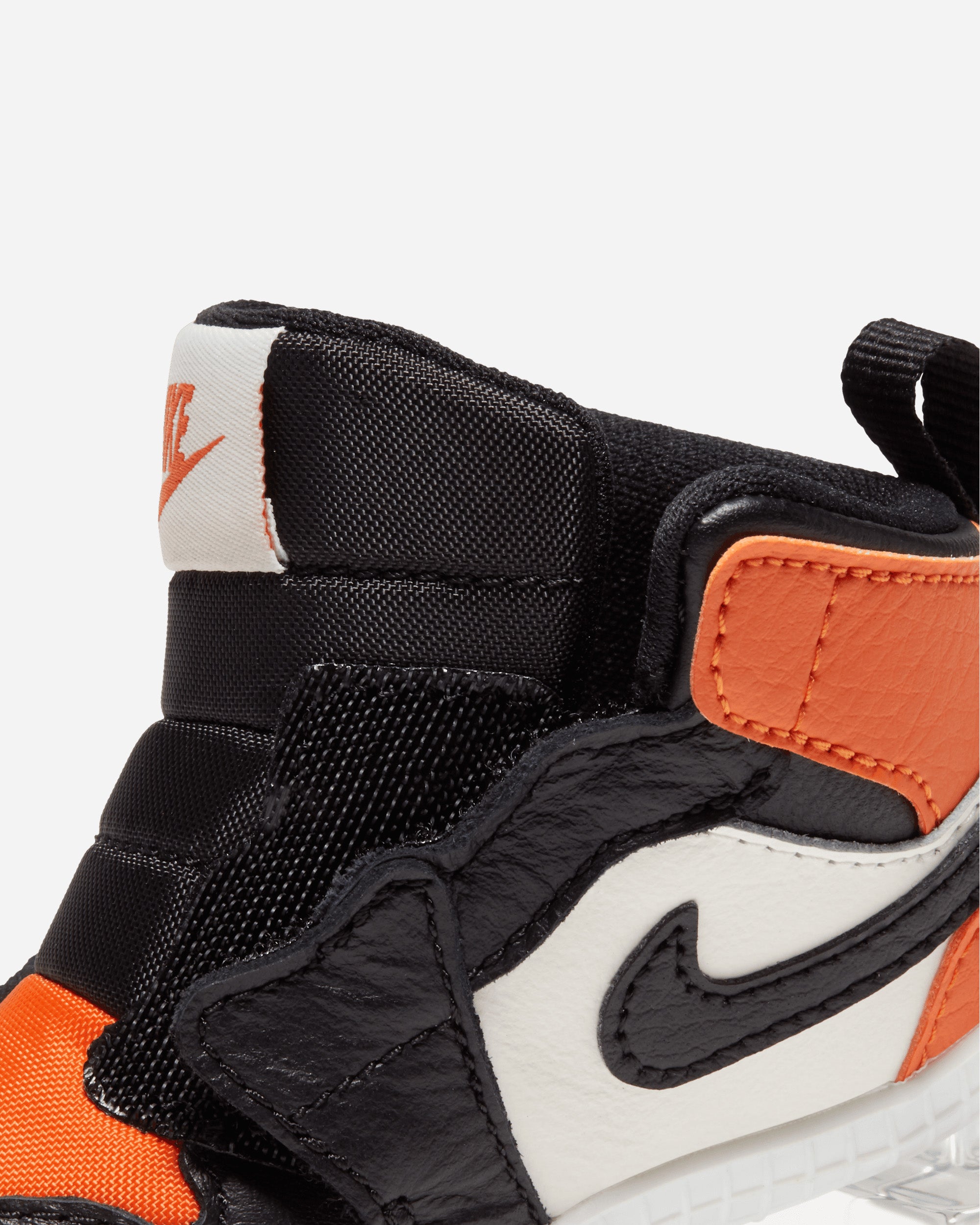 Jordan Brand Jordan 1 Baby Crib Bootie SAIL/BLACK AT3745-108