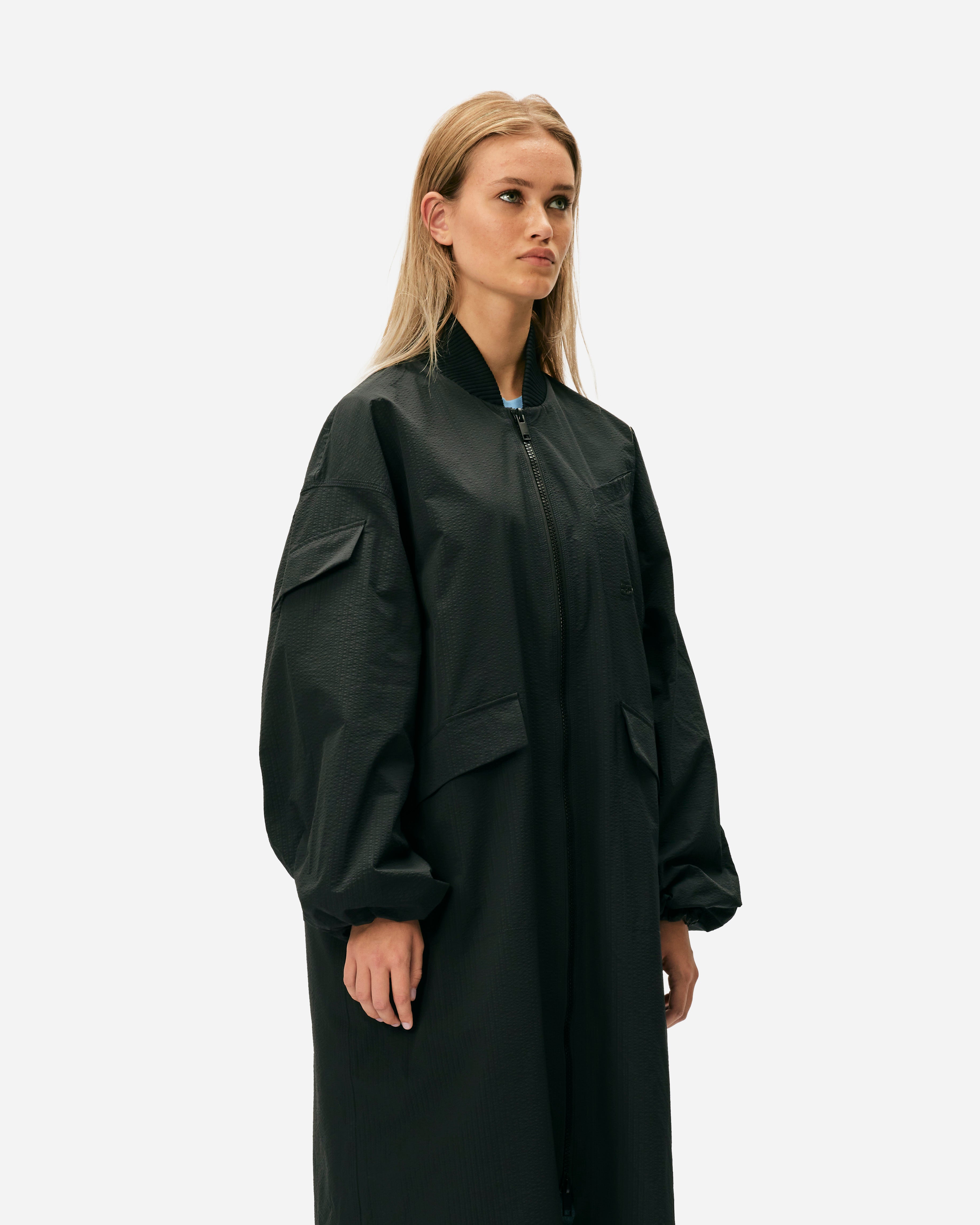 GANNI Tech Seersucker Oversized Shell Coat Black F9468-099