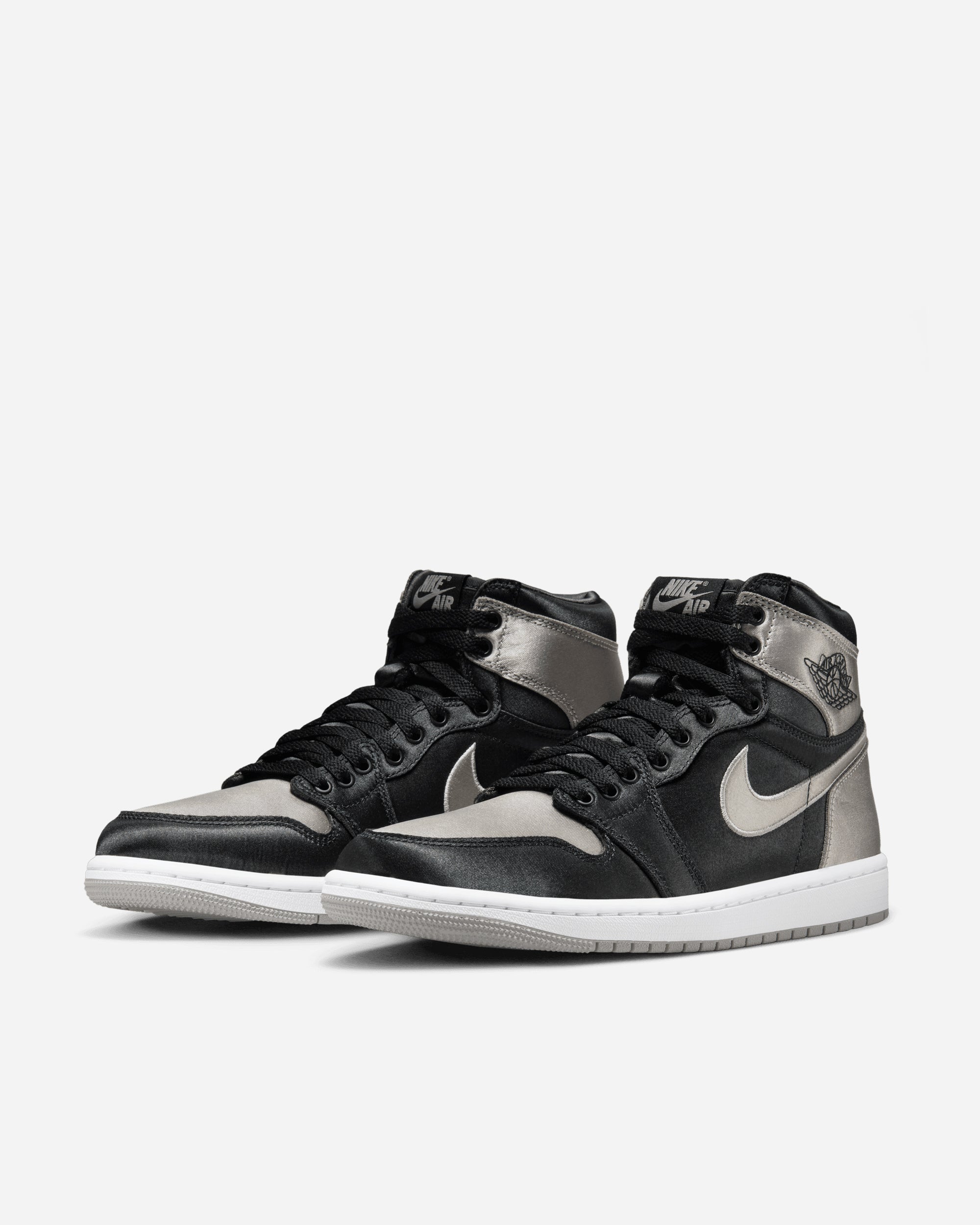 Jordan Brand WMNS AIR JORDAN 1 RETRO HI OG BLACK/MEDIUM GREY FD4810-010