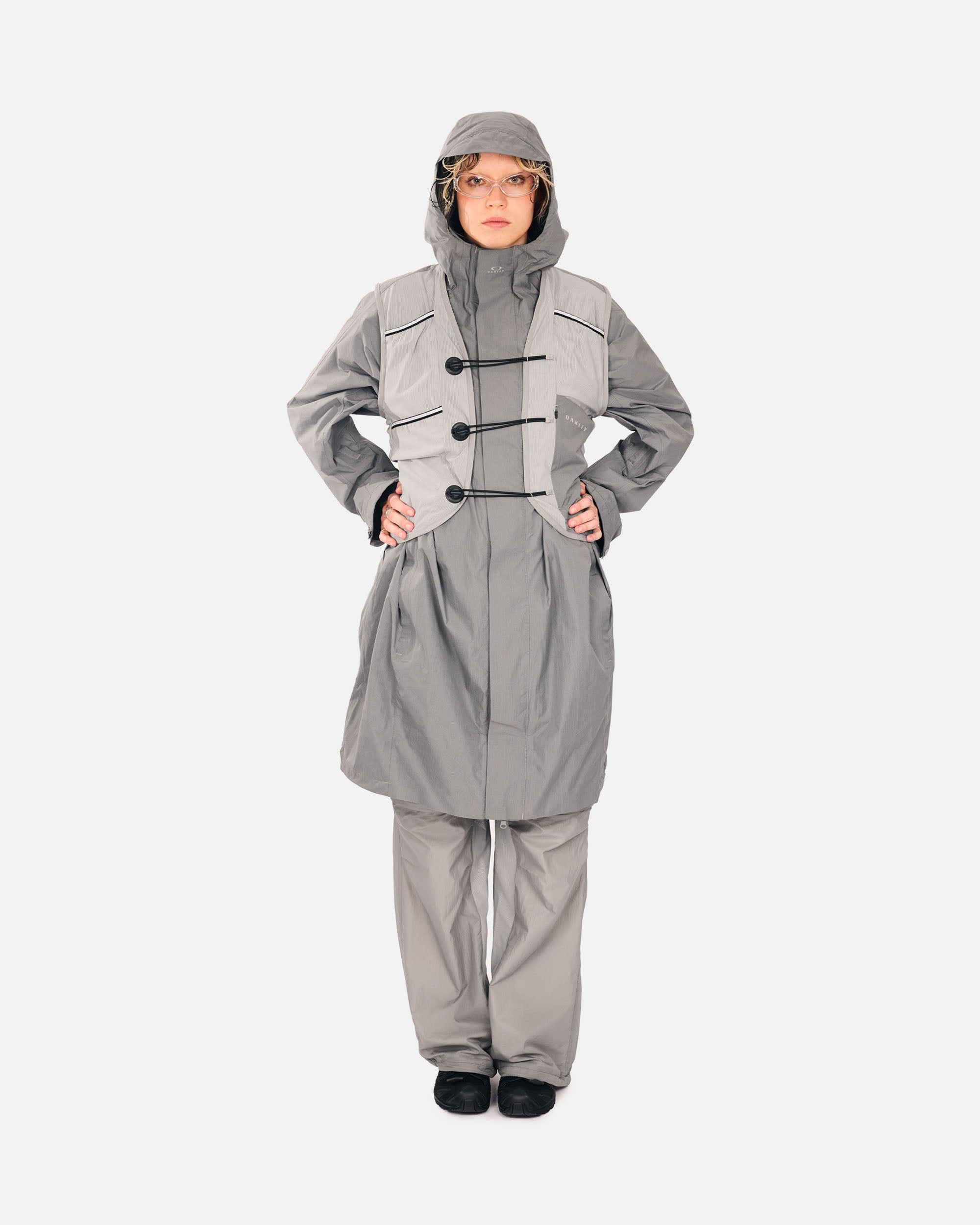 Oakley Latitude Flight Vest Poncho Cement FOA406830-314