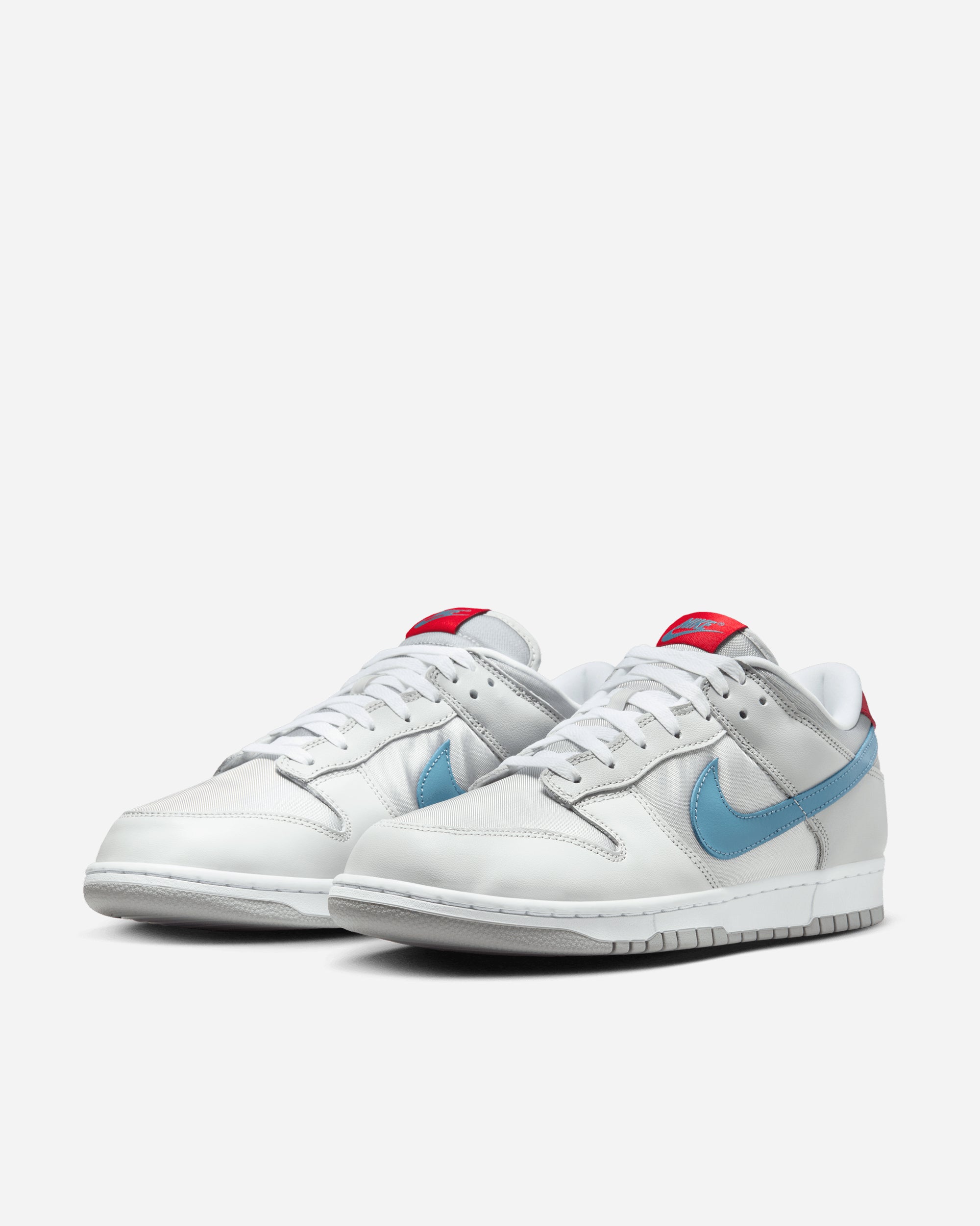 Nike Dunk Low 'Silver Surfer' METALLIC SILVER/AEGEAN STORM HF0391-001