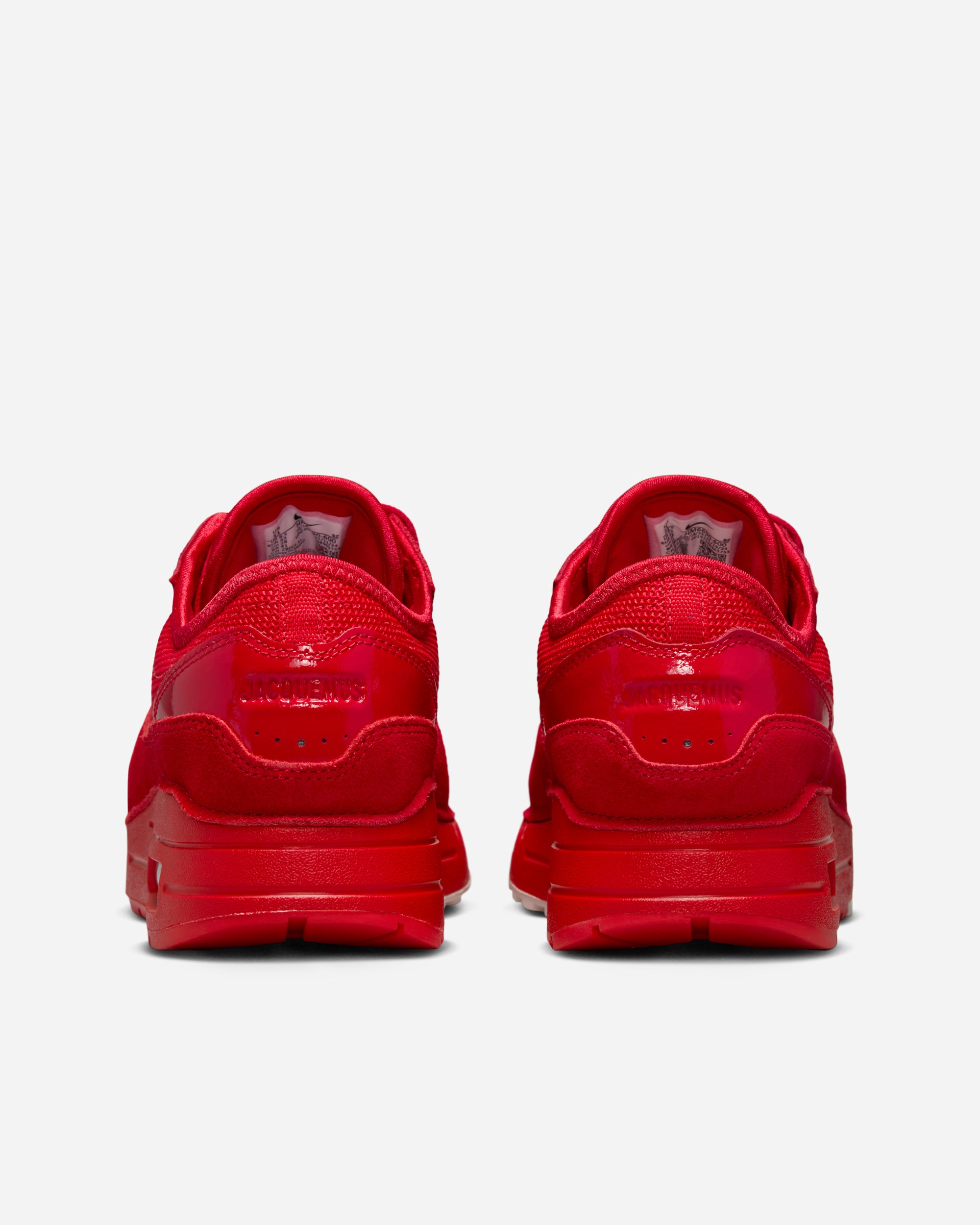 NIKE QS/TZ Nike x JACQUEMUS Air Max 1 UNIVERSITY RED/METALLIC SILVER HM6690-600