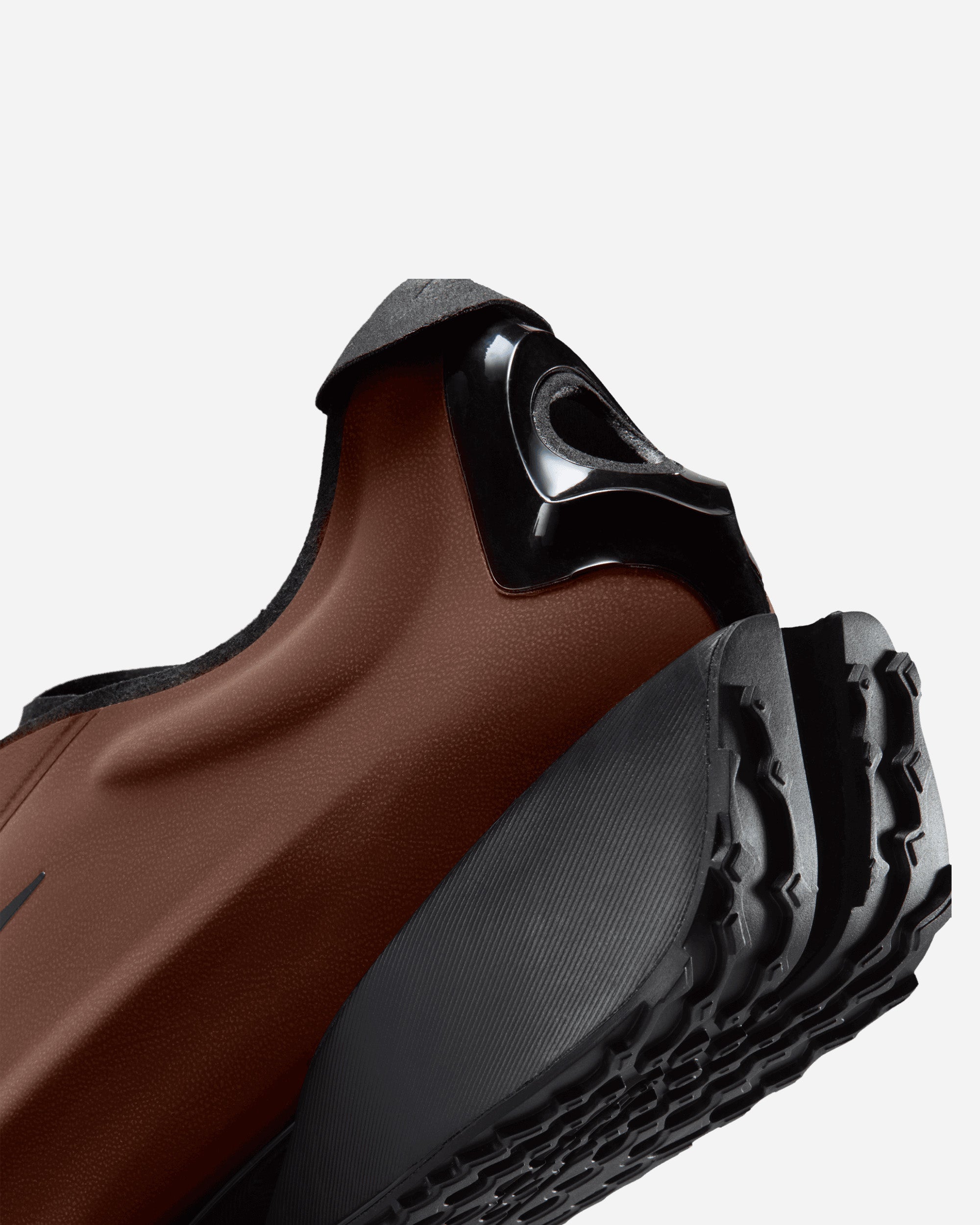 Nike First Sight Noir CACAO /BLACK-MTLC DARK GREY HQ2409-200