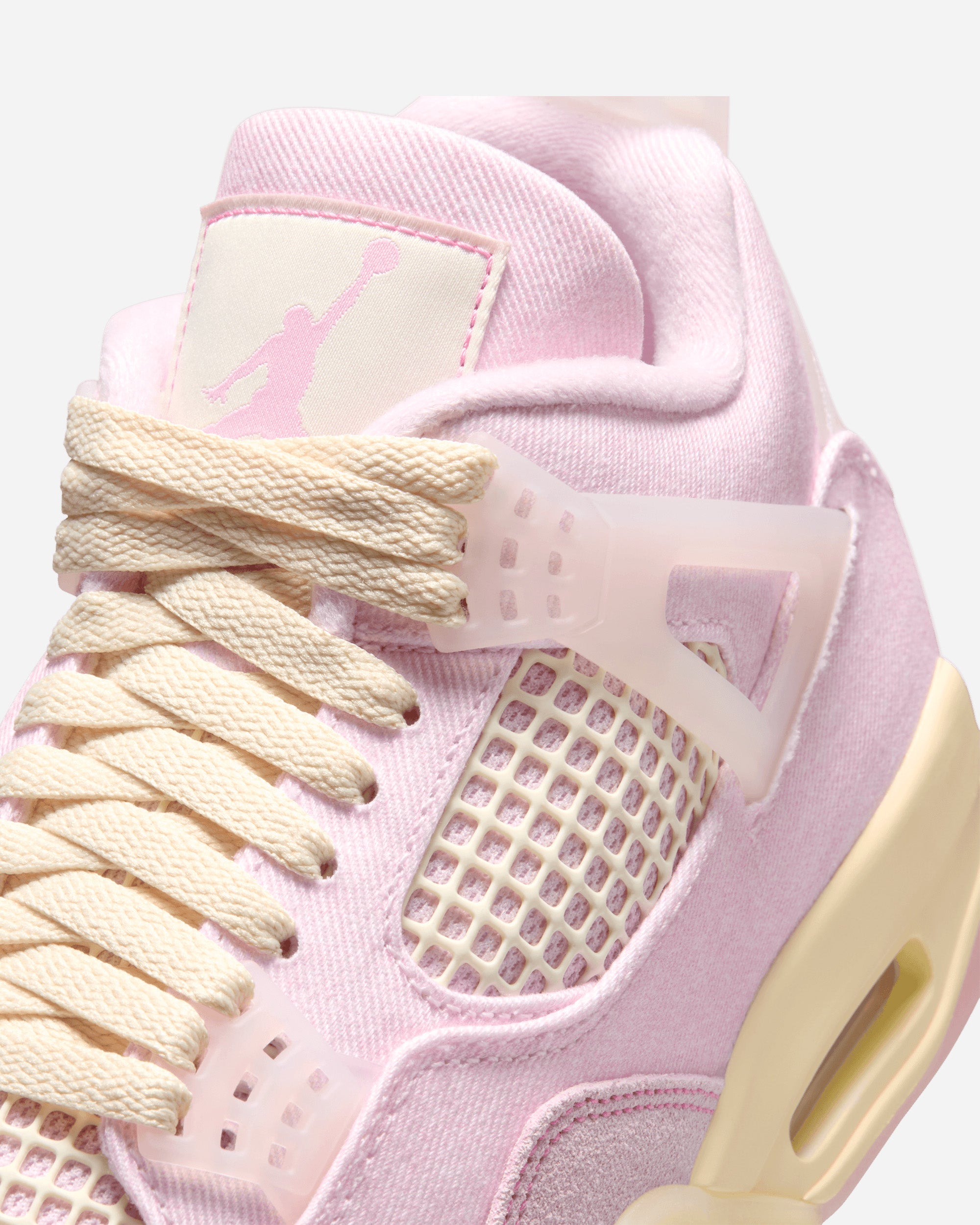 Jordan Brand Air Jordan 4 “Iced Carmine” WHITE/BLACK-METALLIC