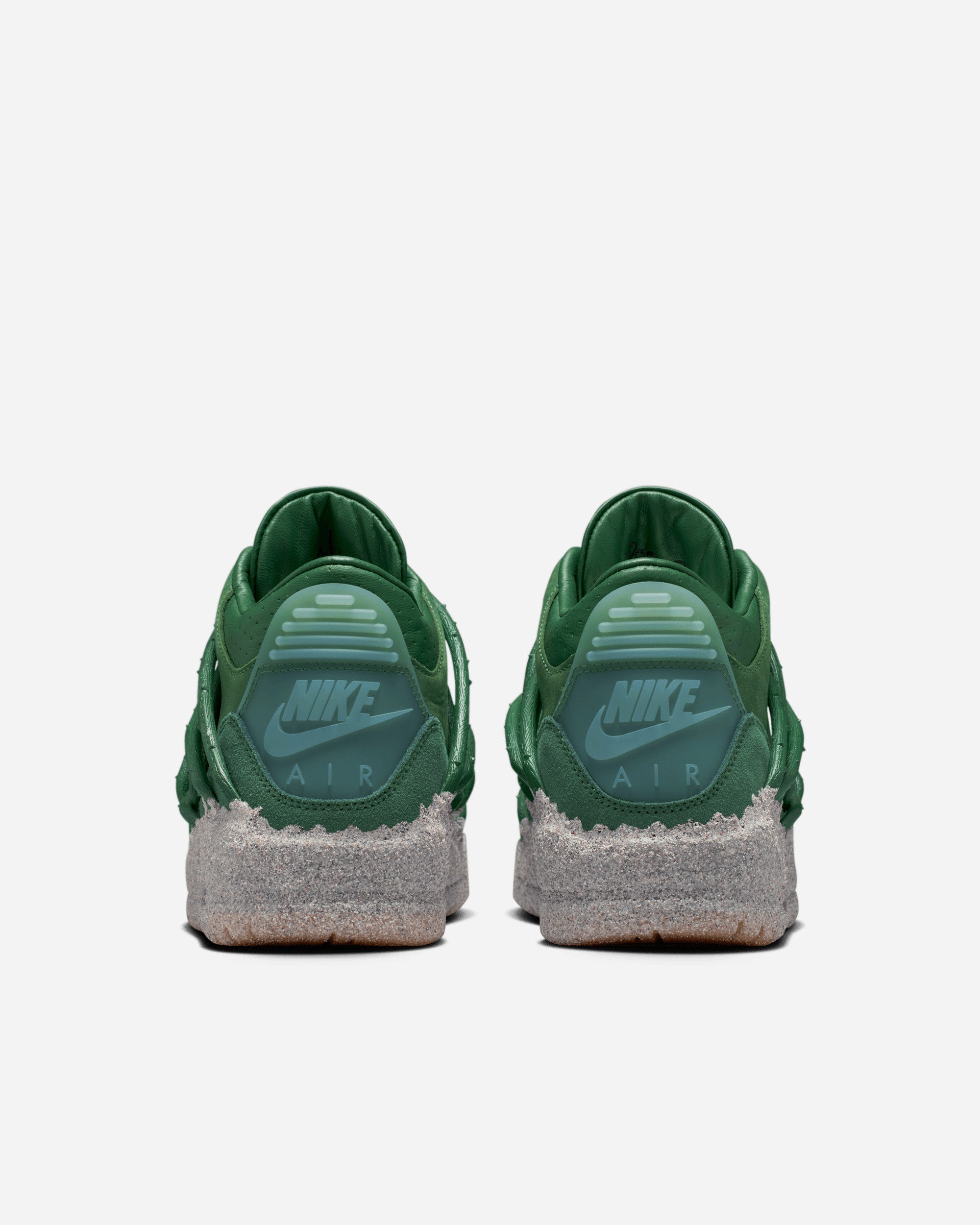 Jordan Brand Jordan Brand x Teyana Taylor Air Jordan 3 'Concrete Rose' FIR/FIRE RED IF3097-300