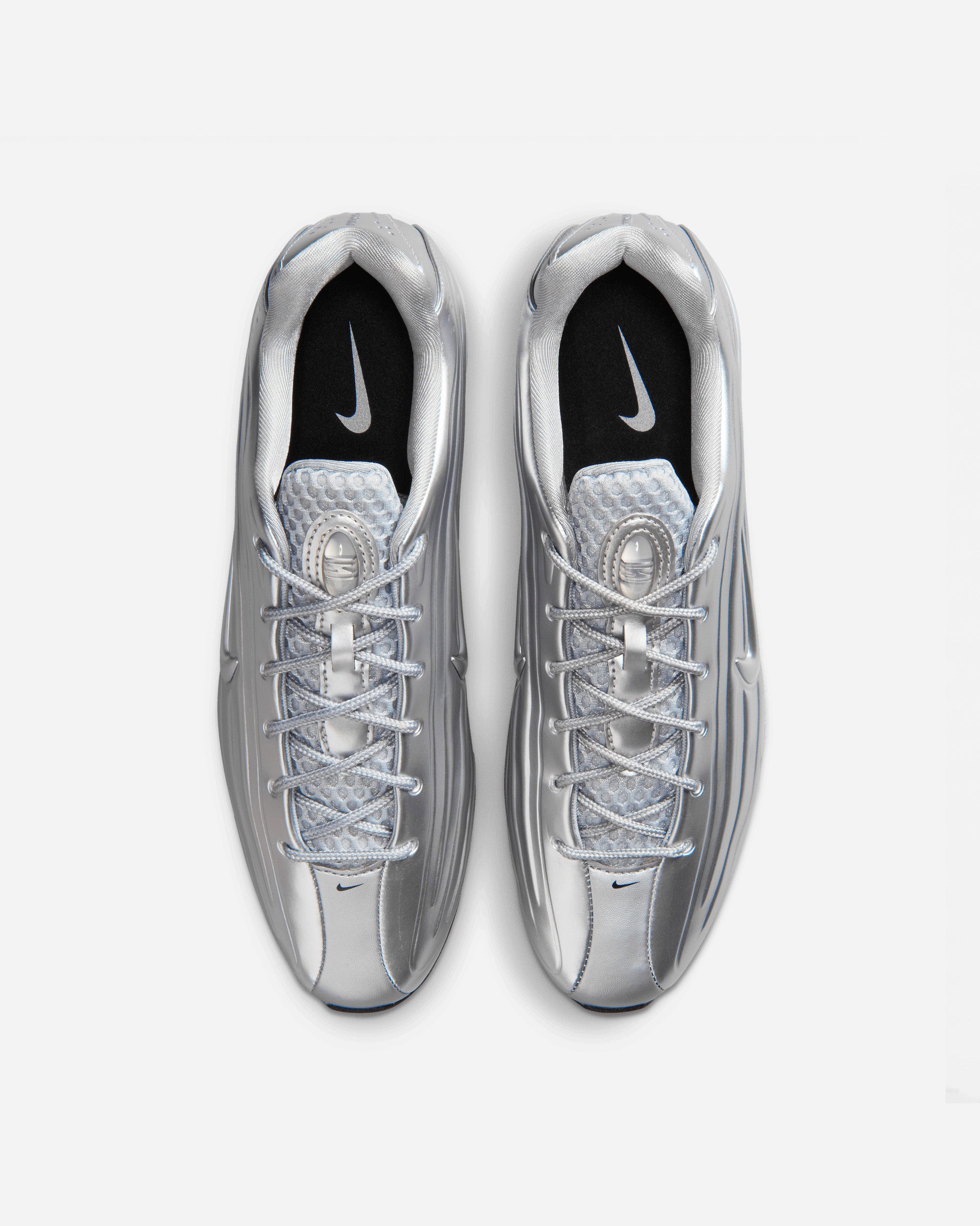 Nike Shox シルバー スニーカー Nike Shox Z SILVER/METALLIC SILVER-BLACK IO7843-002
