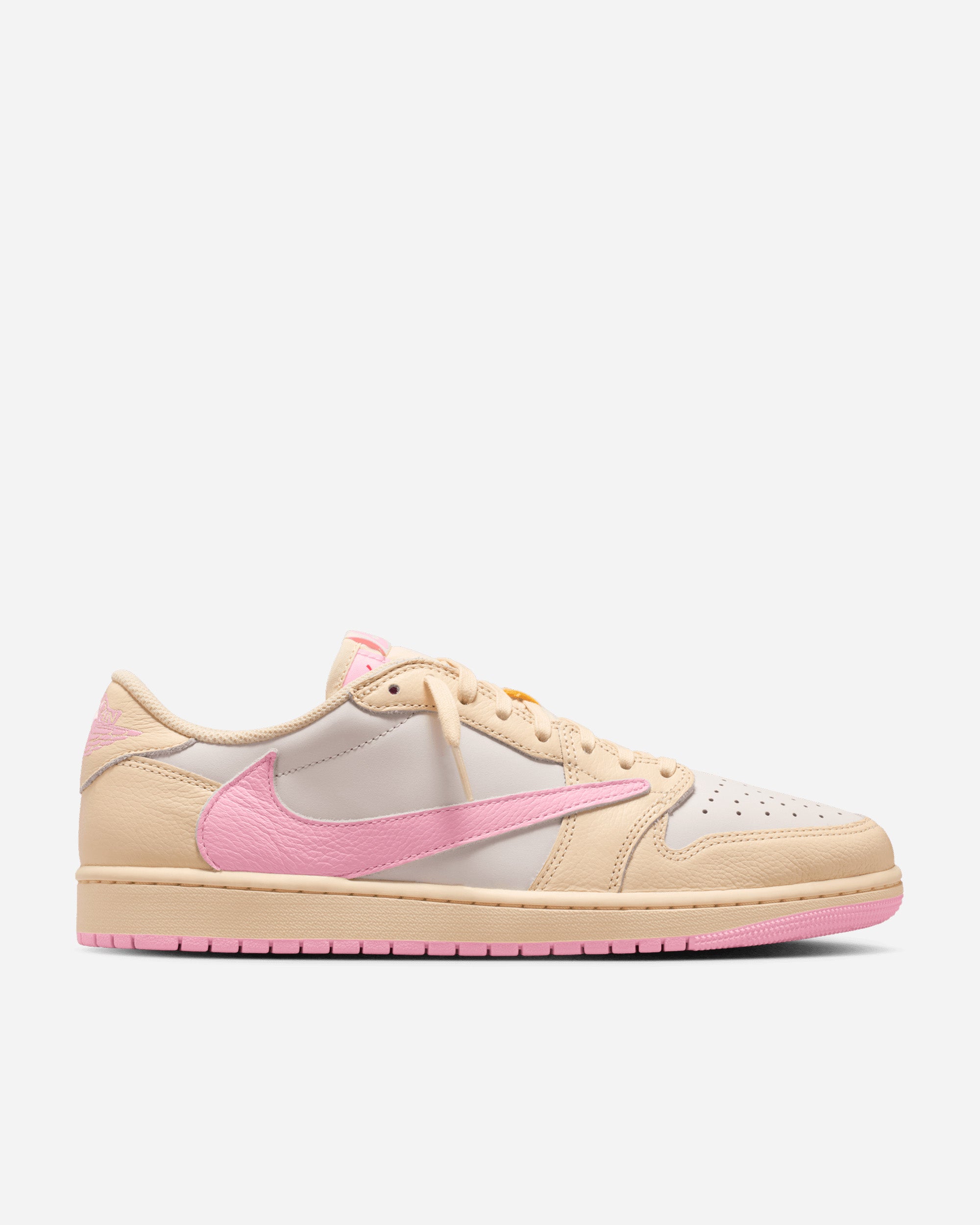 Jordan Brand Jordan Brand x Travis Scott Air Jordan 1 Low OG "Shy Pink" MUSLIN/SHY PINK-SAIL-UNIVERSITY RED IQ7604-100