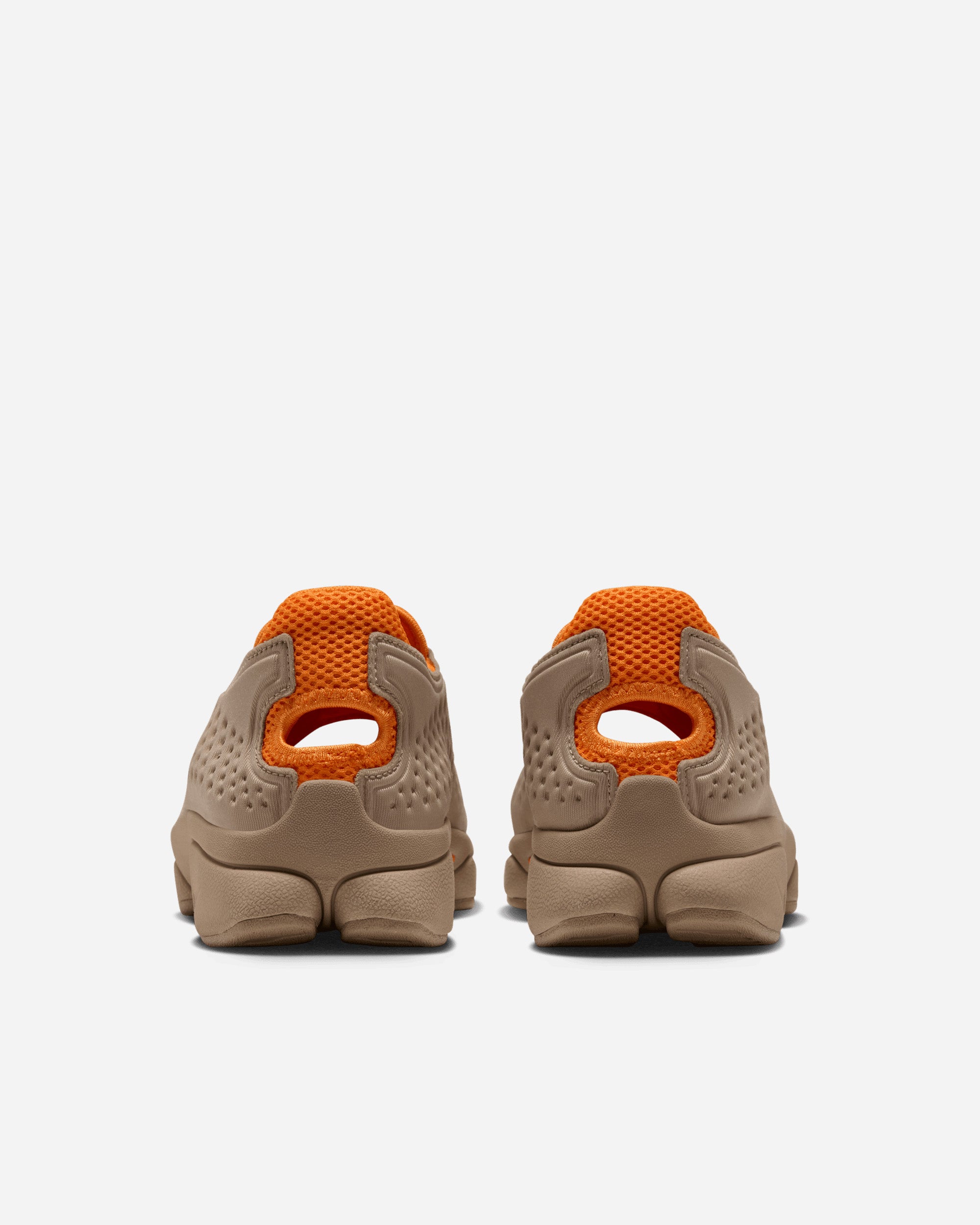Nike Nike Rift 2 YUKON TAN/VIVID ORANGE-COLLEGE NAVY IQ8006-201