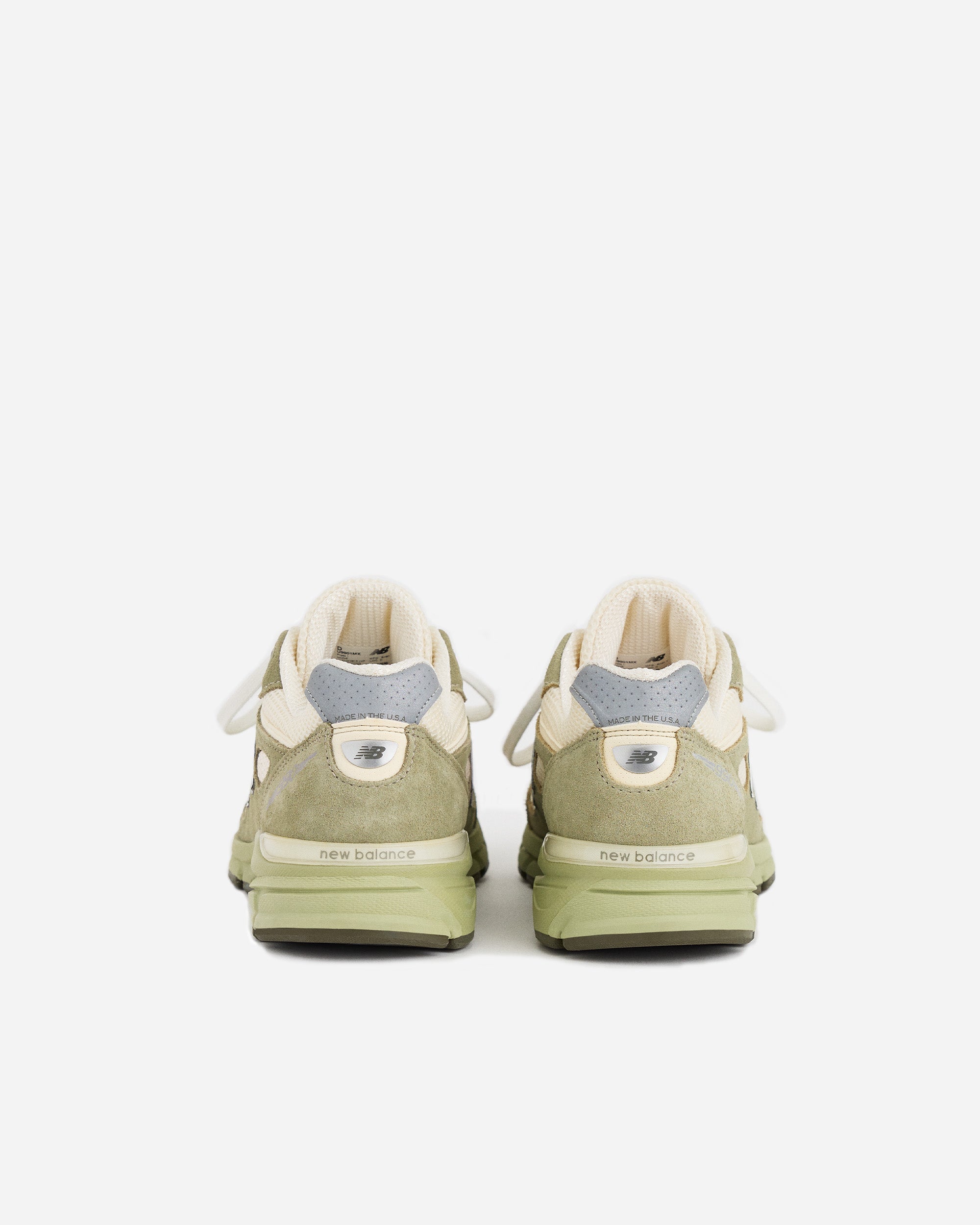 New Balance New Balance x Teddy Santis Made in USA 990 v4 OLIVE