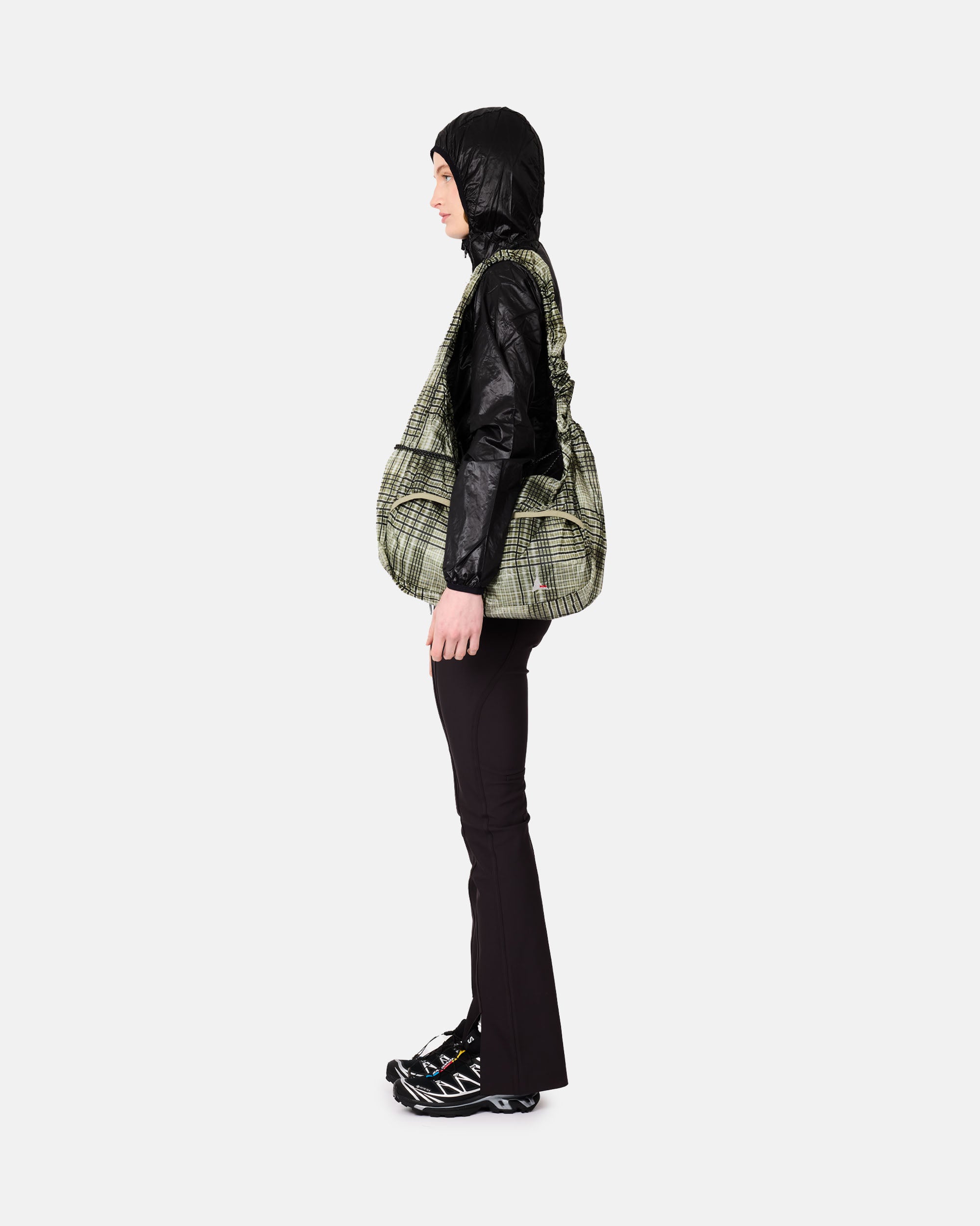 ROA LAKI Packable Knot Bag Black/Green YBUW222FA15