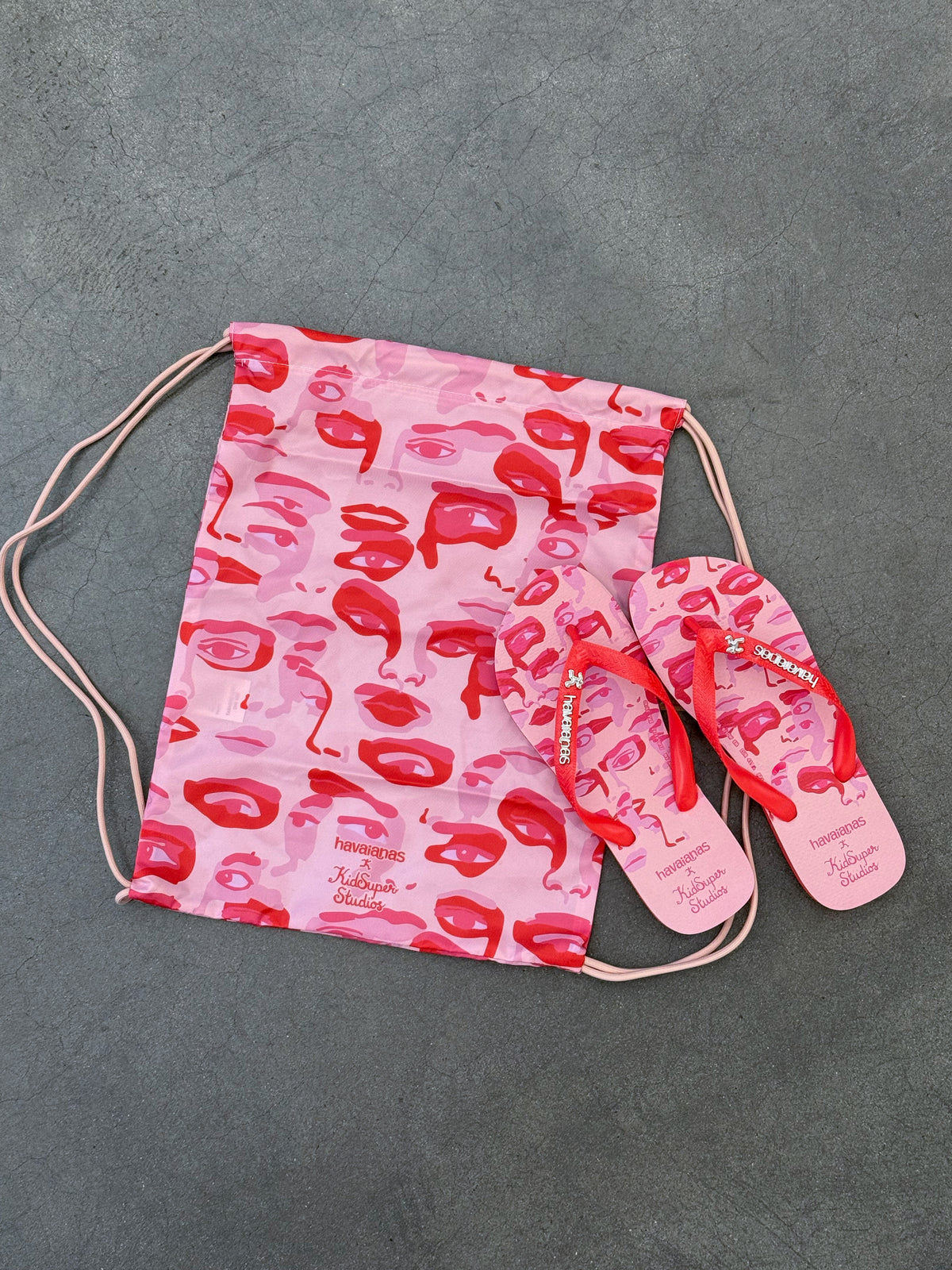 Havaianas Havaianas x KidSuper Studios Camo FREVO RED 4150807.03180