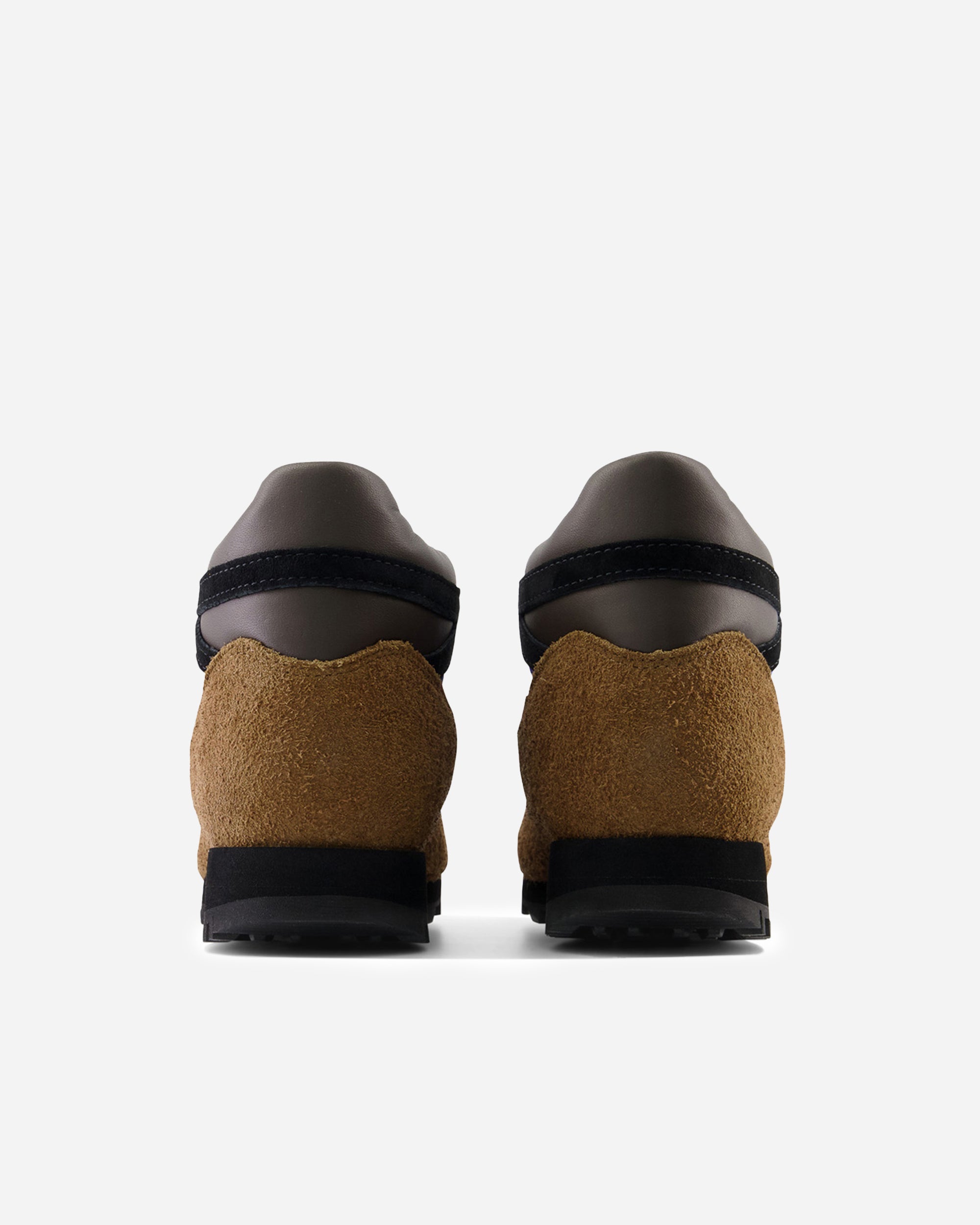 New Balance Rainier DARK EARTH URAINMB