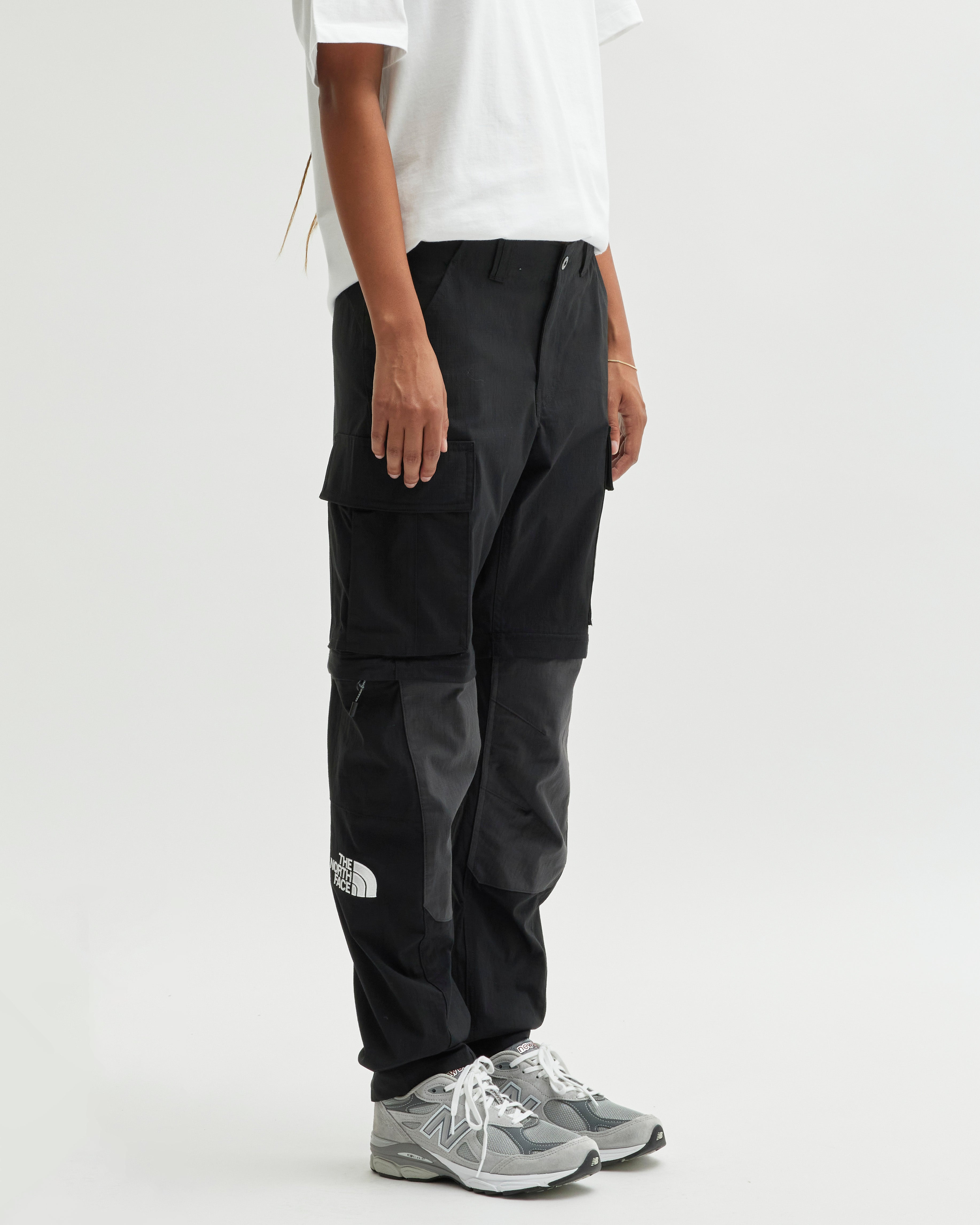 THE NORTH FACE Convertible Cargo Pants Black NF0A852UKT01