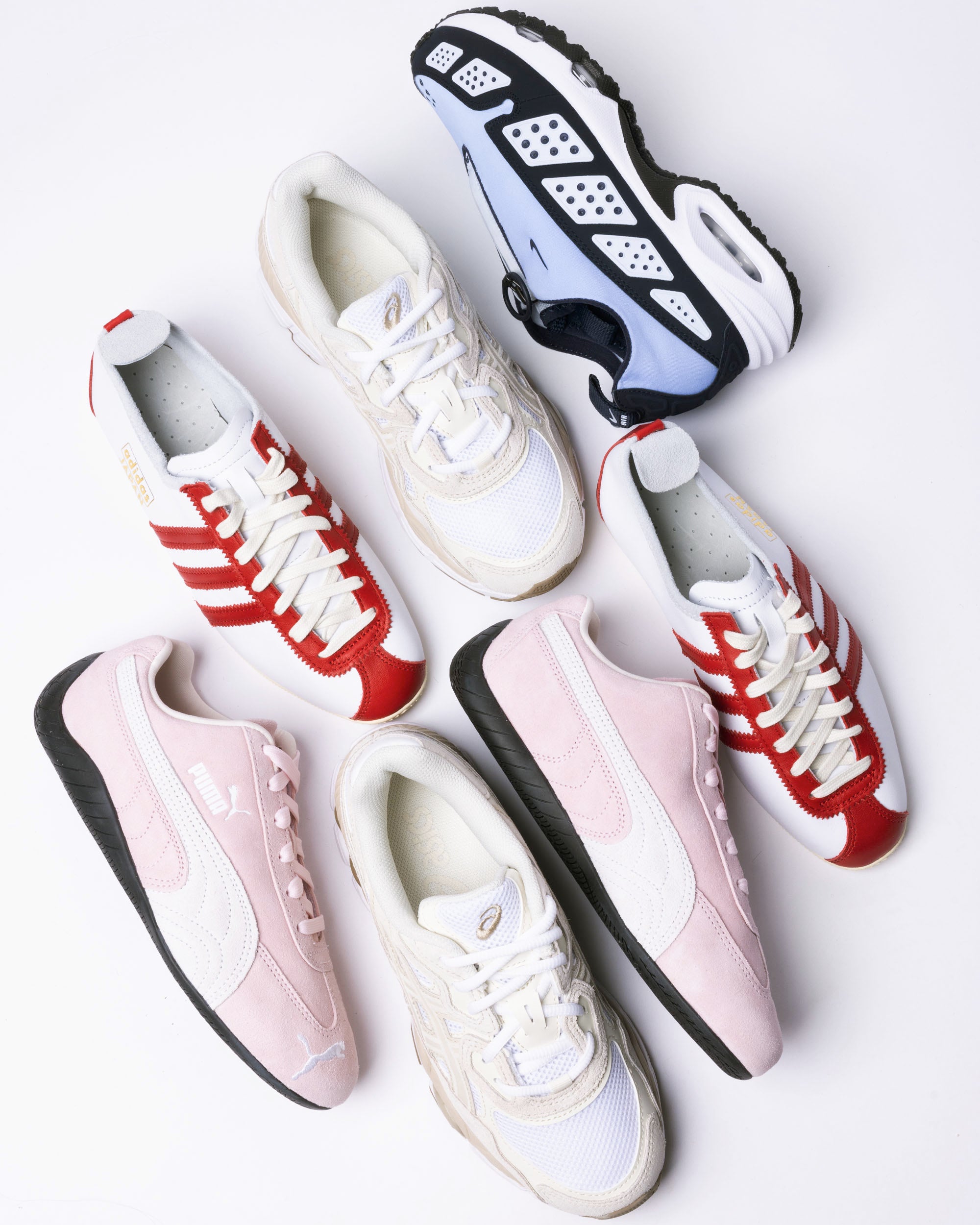 De mooiste witte dames sneakers in de sale!